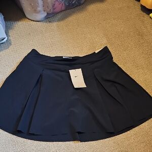 NIKE WOMENS STANDARD FIT BLACK SKORT WITH POCKET NWT SIZE L